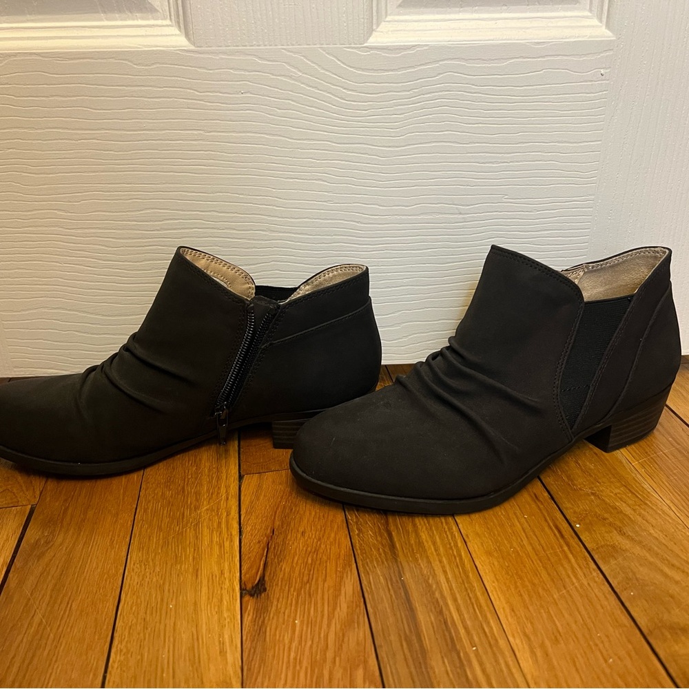 Life Stride Black Ankle Booties